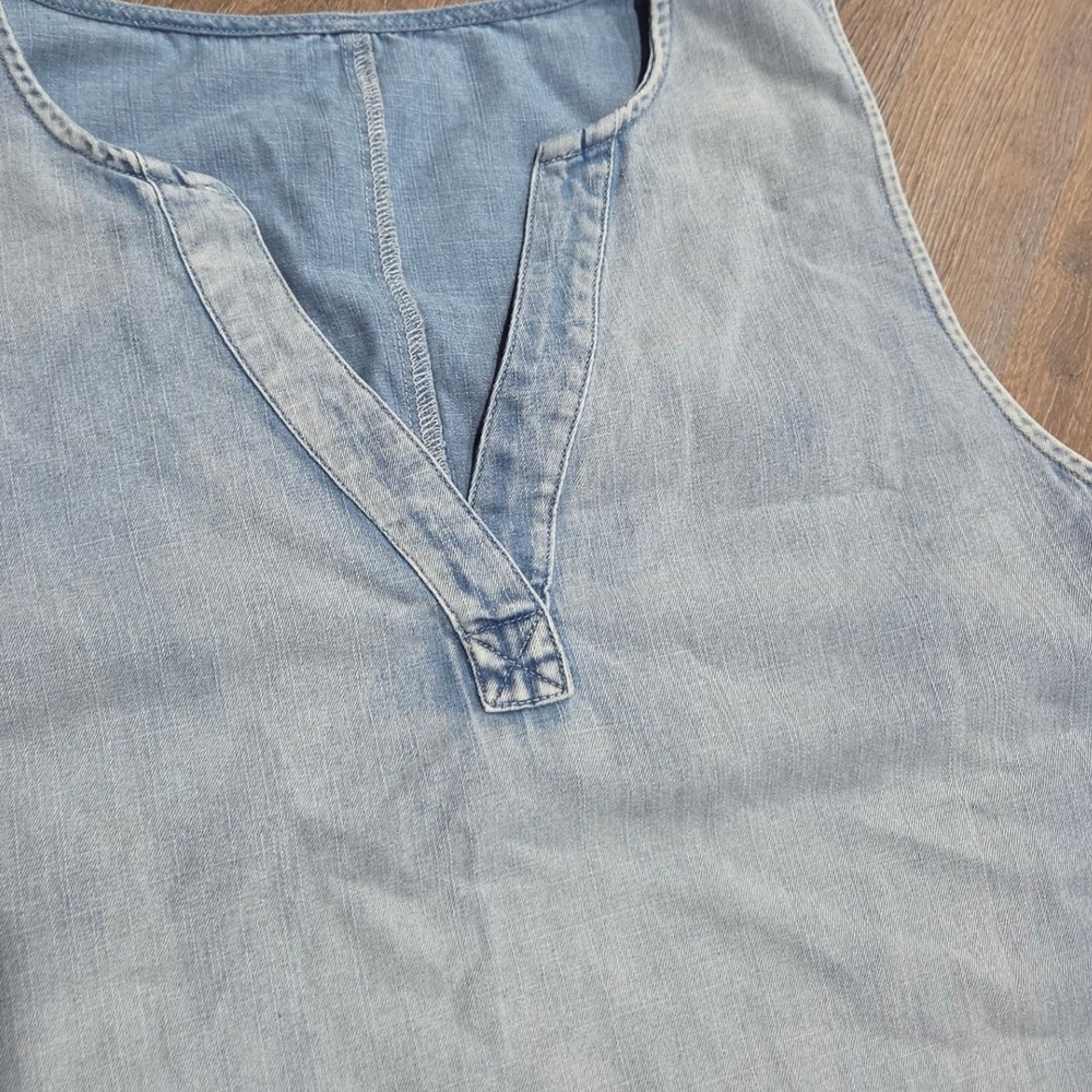 CUPSHE Womens Light Wash Denim Sleeveless High Low V-Neck dress Large L - Picture 3 of 7